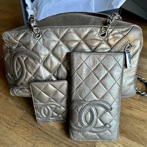 CHANEL vintage Bowling bag White Grey Leather Cloth ref.246076